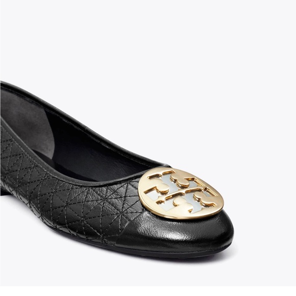 Tory Burch Claire Quilted Ballet Flat 
$258 Sz 8.5
Perfect Black / Gold / Silver - Picture 4 of 17